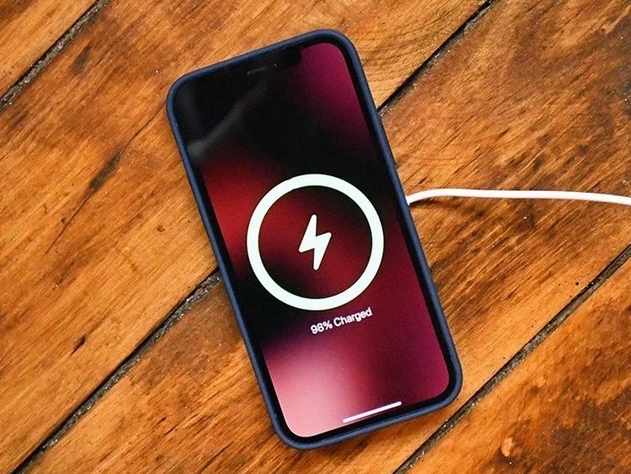 昌乐苹果手机维修分享iPhone 12可以随便充电吗 